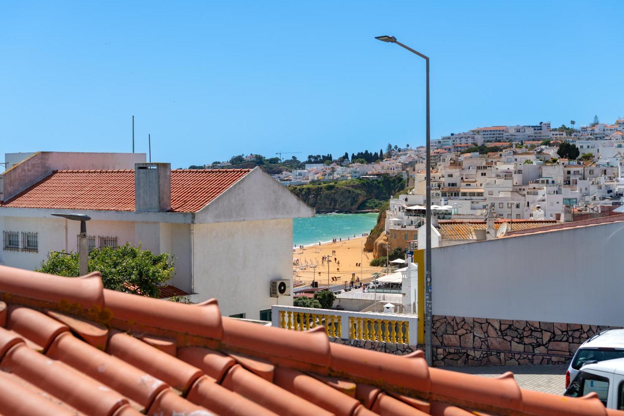 Ancora - Nex To The - Parking - Swimming Pool - By Bedzy Villa *