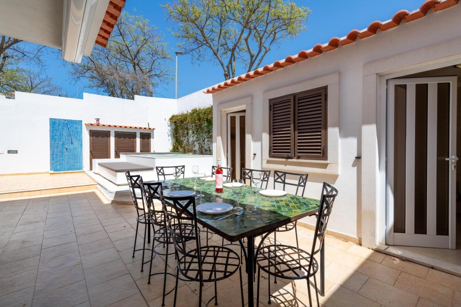 Villa Ancora - Nex To The - Parking - Swimming Pool - By Bedzy Albufeira